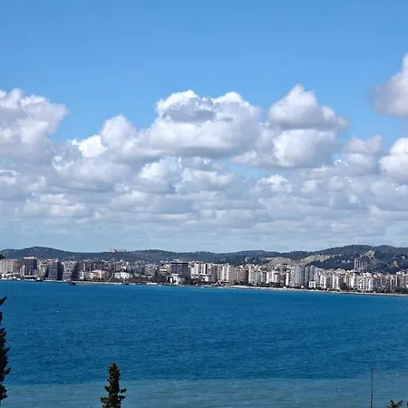 Boutique Private Seaview בית הארחה Vlorë