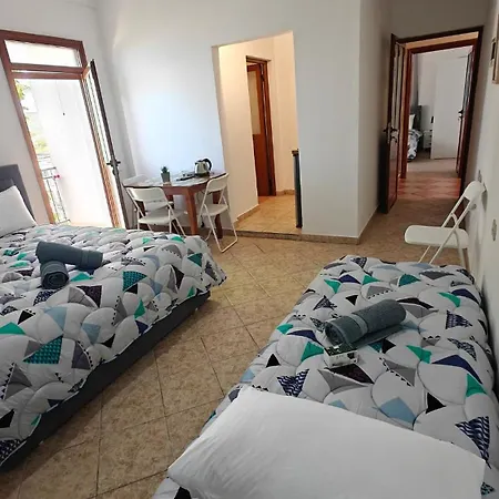 Boutique Private Seaview בית הארחה *
